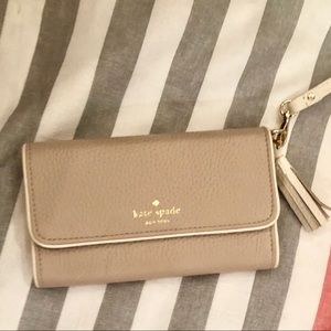 Kate Spade Tech Wristlet